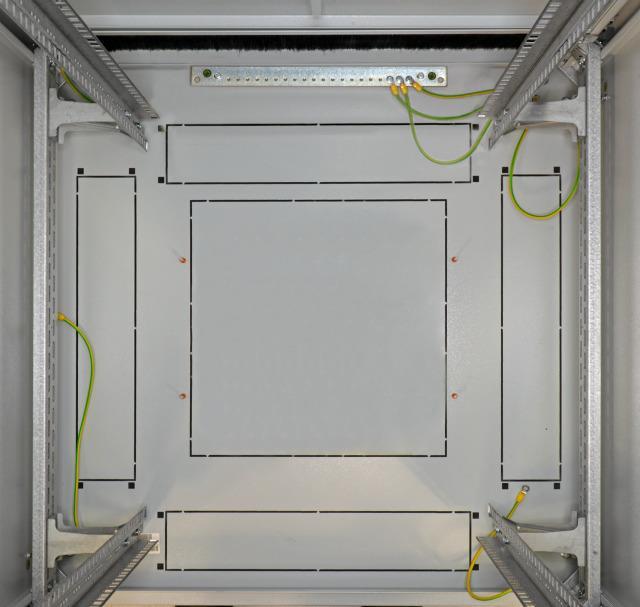 Купить EFB-Elektronik 48,30cm (19") Netzwerkschrank PRO-Modular 42HE, 600x1000 mm, RAL9005 Hersteller: EFB Elektronik (PRO-4260TS.0D) в магазине wardena.ru