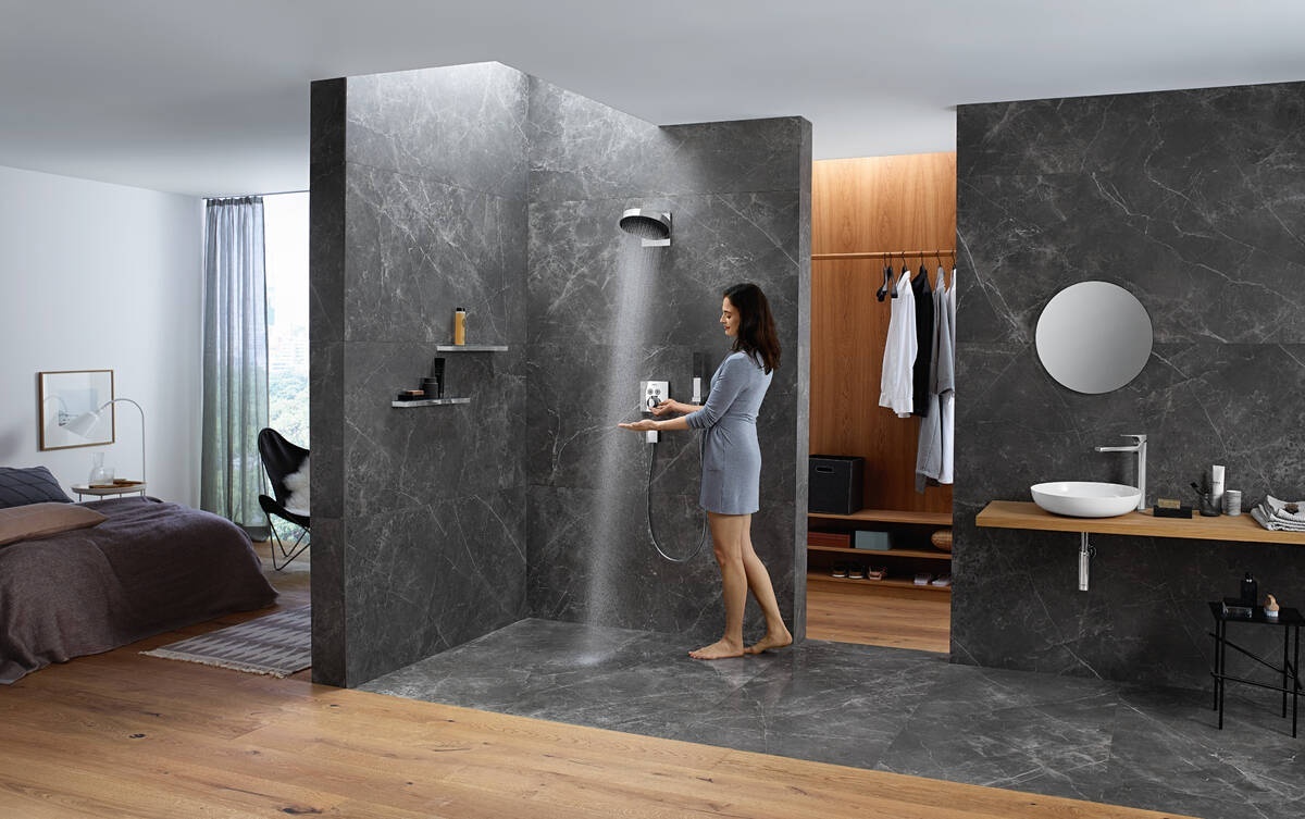 Купить Hansgrohe Rainfinity Верхний душ 250 3jet EcoSmart с настенным креплением хром 26233000 в магазине wardena.ru