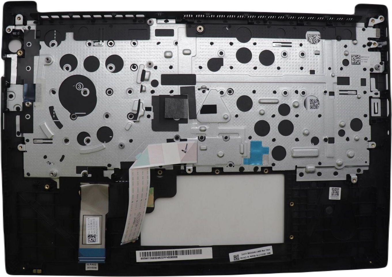 Купить Lenovo Uppercase w/Keyboard GER BL(SRX)UK Bk (5M11N94183) в магазине wardena.ru