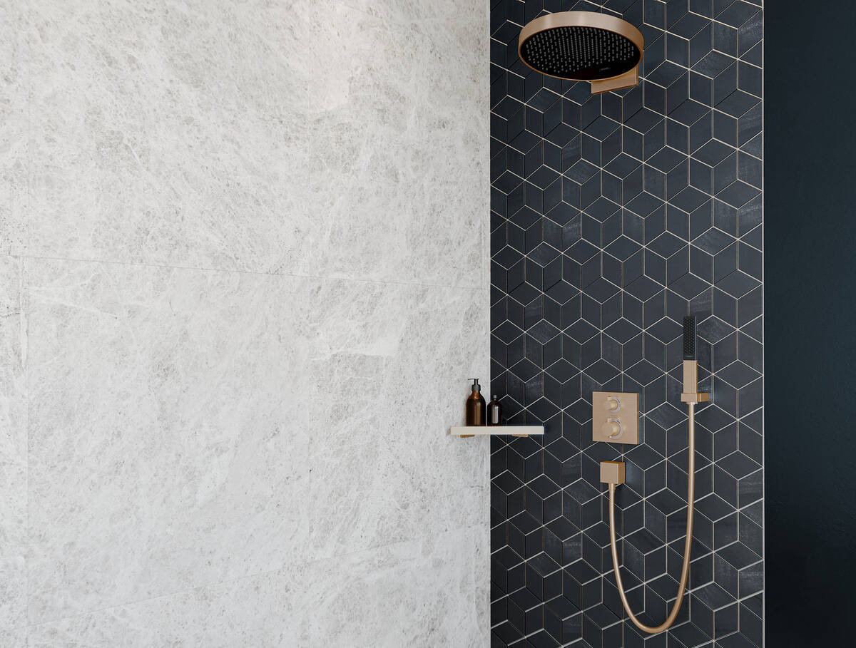 Купить Hansgrohe AddStoris Угловая корзинка бронза 41741140 в магазине wardena.ru