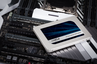 Купить Micron Crucial MX500 - SSD - verschlüsselt - 500 GB - intern - 2.5" (6.4 cm) - SATA 6Gb/s - 256-Bit-AES - TCG Opal Encryption 2.0 (CT500MX500SSD1) в магазине wardena.ru