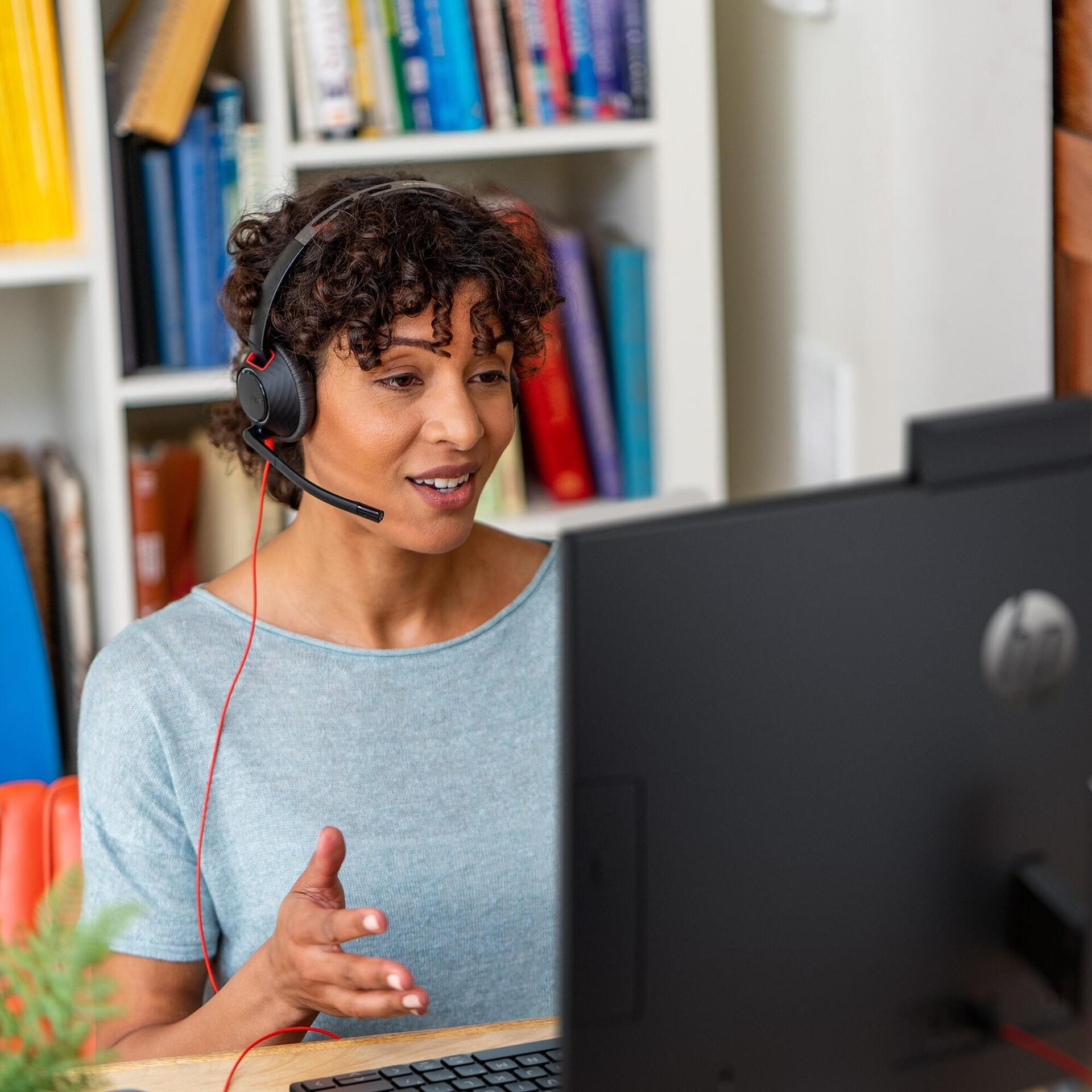 Купить HP POLY Poly Blackwire 5220 - Headset - On-Ear - kabelgebunden - 3,5 mm Stecker - Schwarz - Zertifiziert für Skype für Unternehmen, optimiert für UC, Avaya Certified, Cisco Jabber Certified (85Q68AA) в магазине wardena.ru