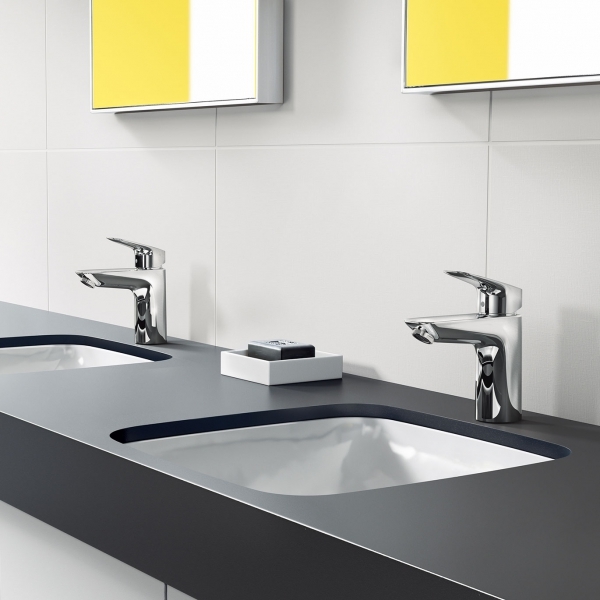 Купить Hansgrohe Logis Смеситель для раковины 70 однорычажный Coolstart со сливным гарнитуром хром 71075000 в магазине wardena.ru